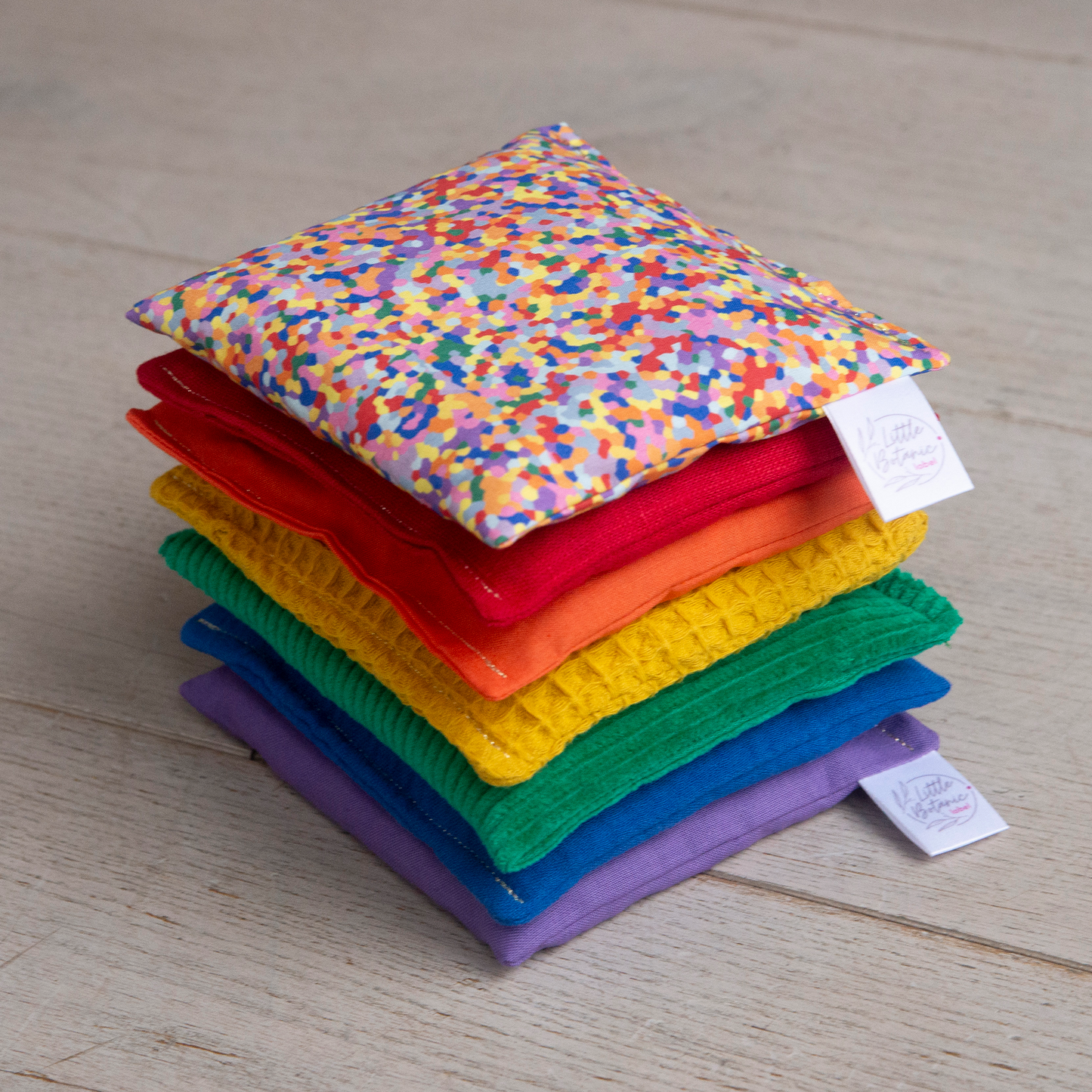 Sensorische pittenzakjes - Regenboog + super confetti- 7 stuks