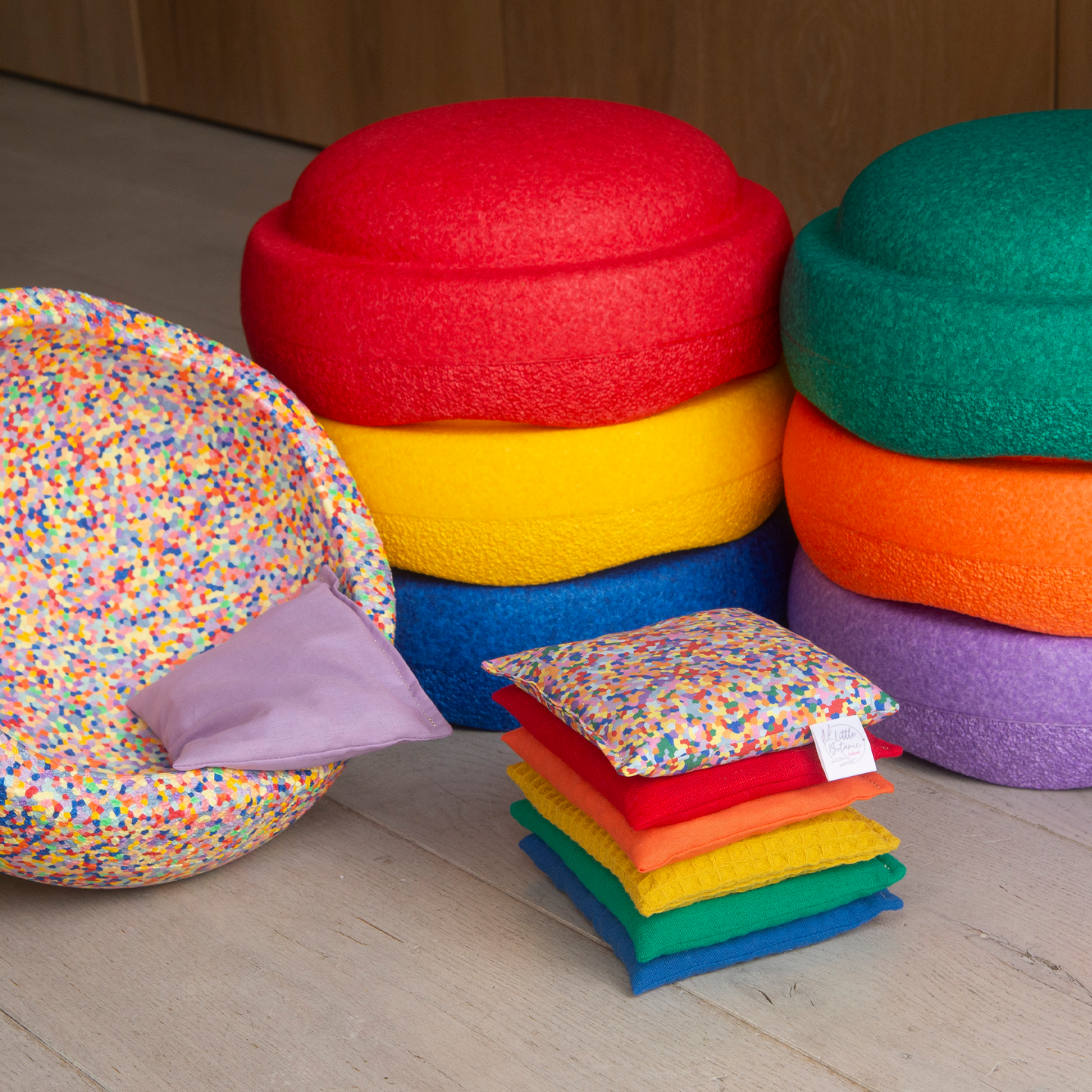 Sensorische pittenzakjes - Regenboog + super confetti- 7 stuks