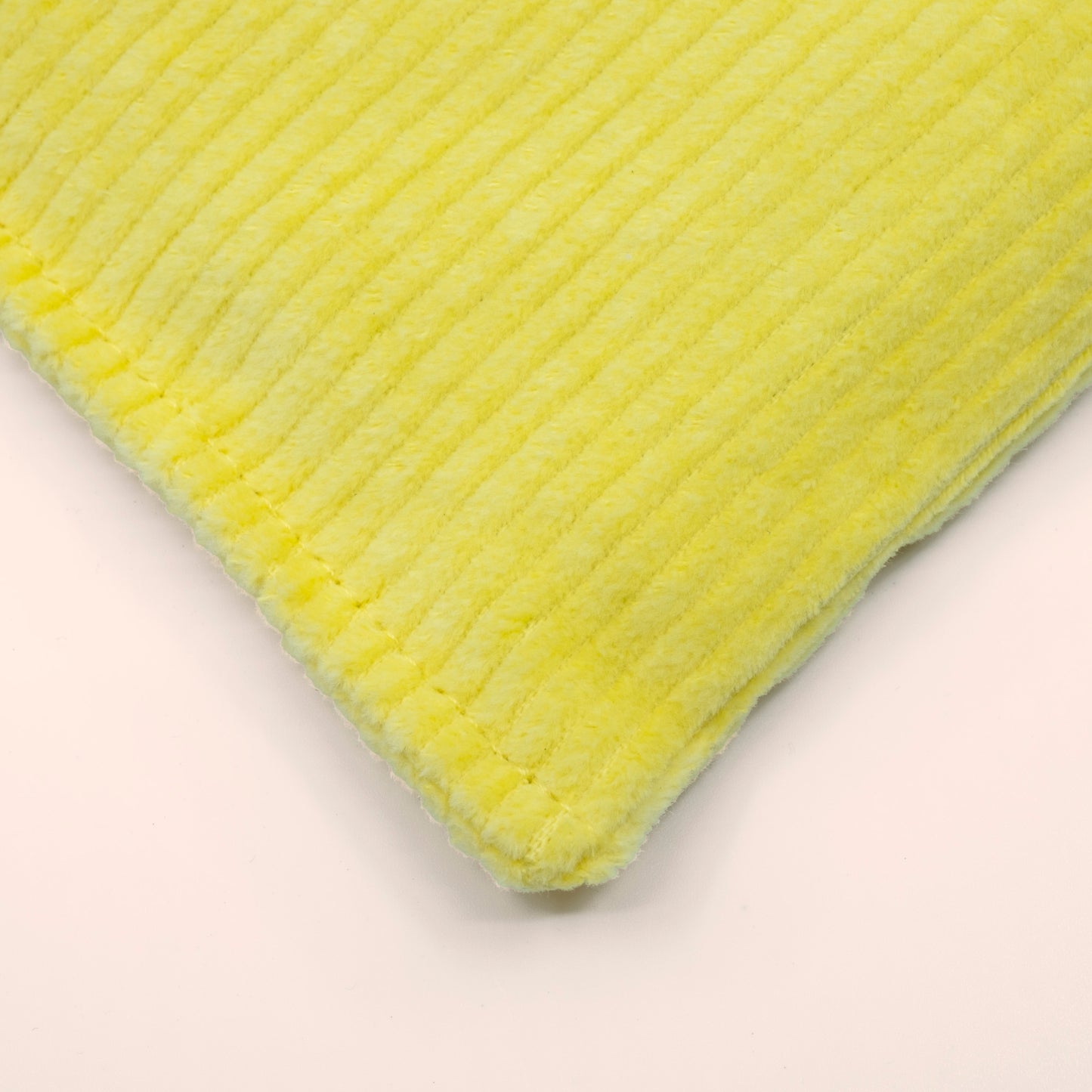 Pittenzakje los - zachtgeel