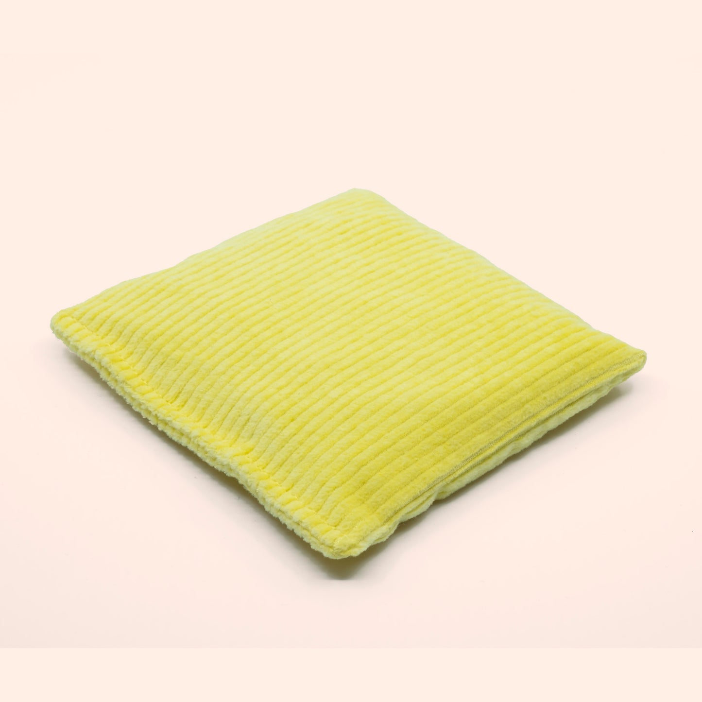 Pittenzakje los - zachtgeel