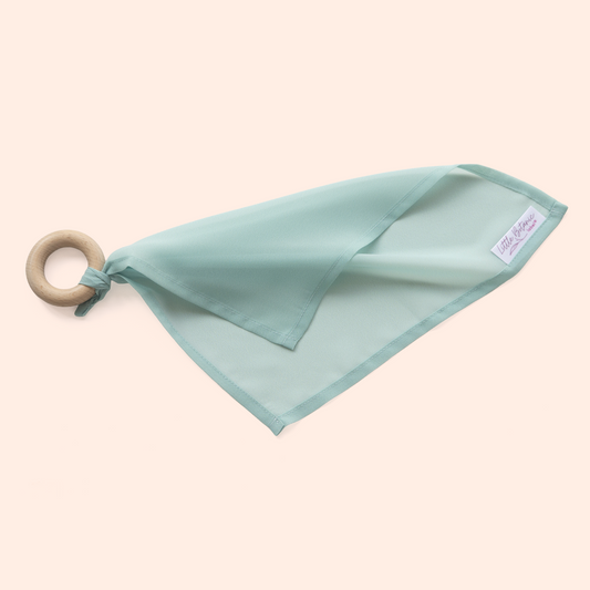 Playcycle speeldoek klein - 30cm - met houten ring - mintgroen